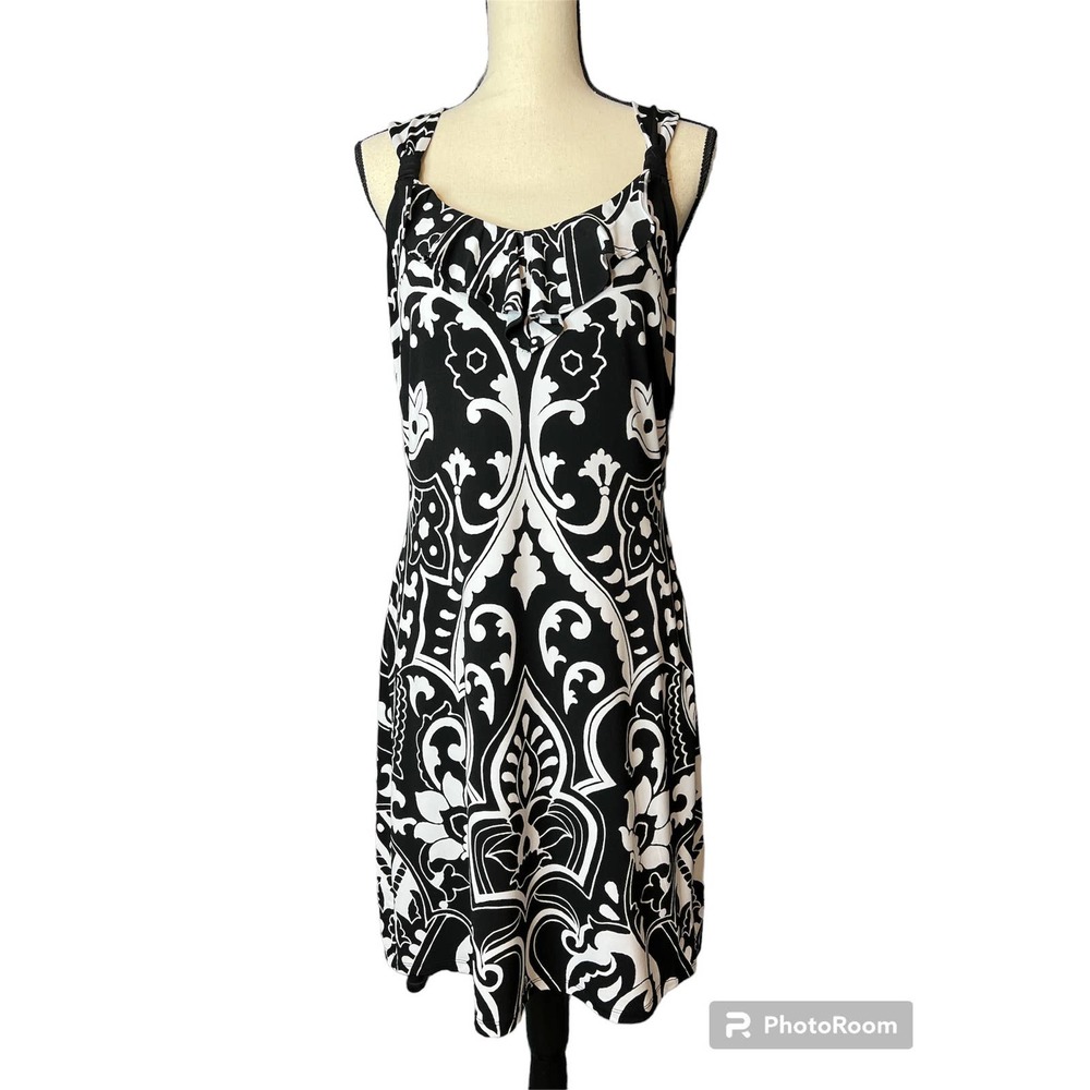 White House Black Market Sheath Dress in Black and White Print Size Medium